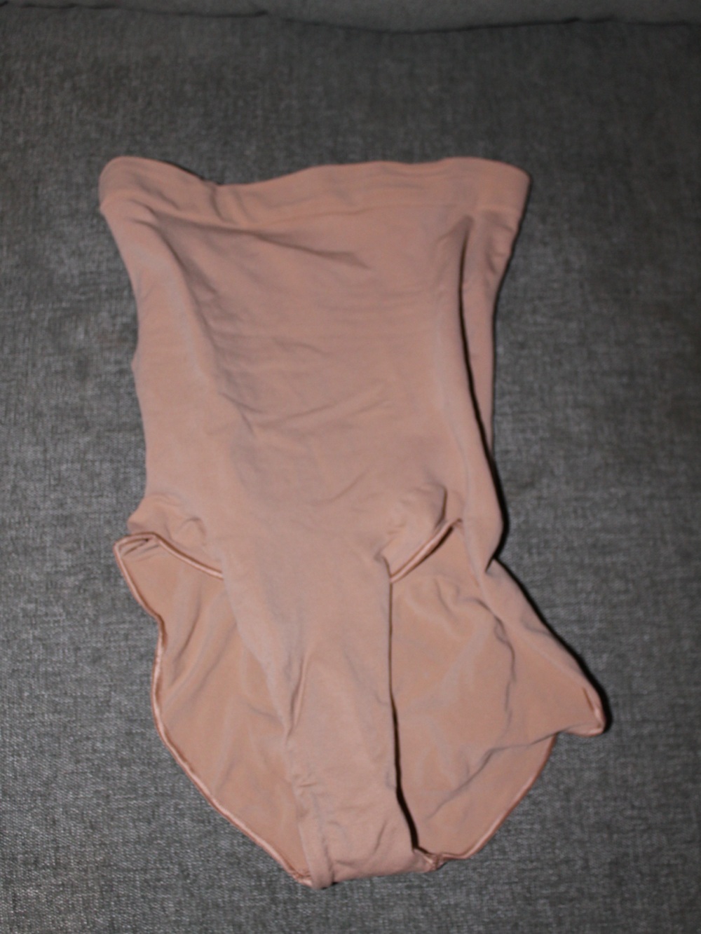SKIMS Nude/Tan Shapewear
